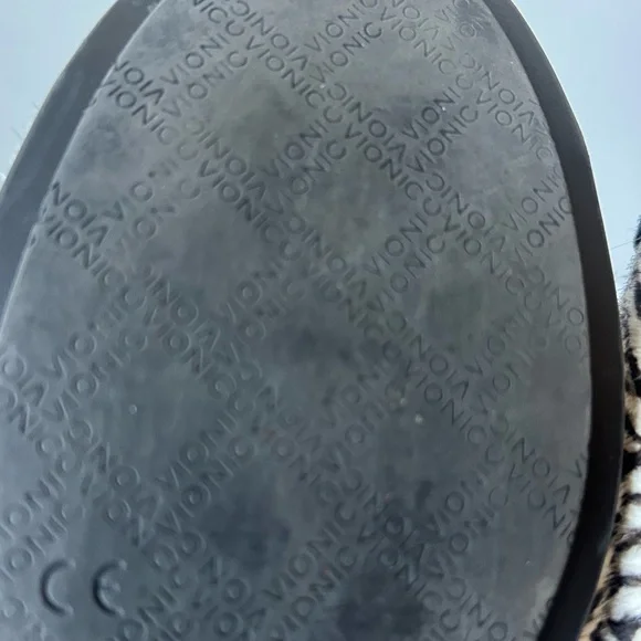 Vionic Spark Minna ballet flats black white zebra-patterned calf hair 8.5 Narrow - Picture 5 of 7